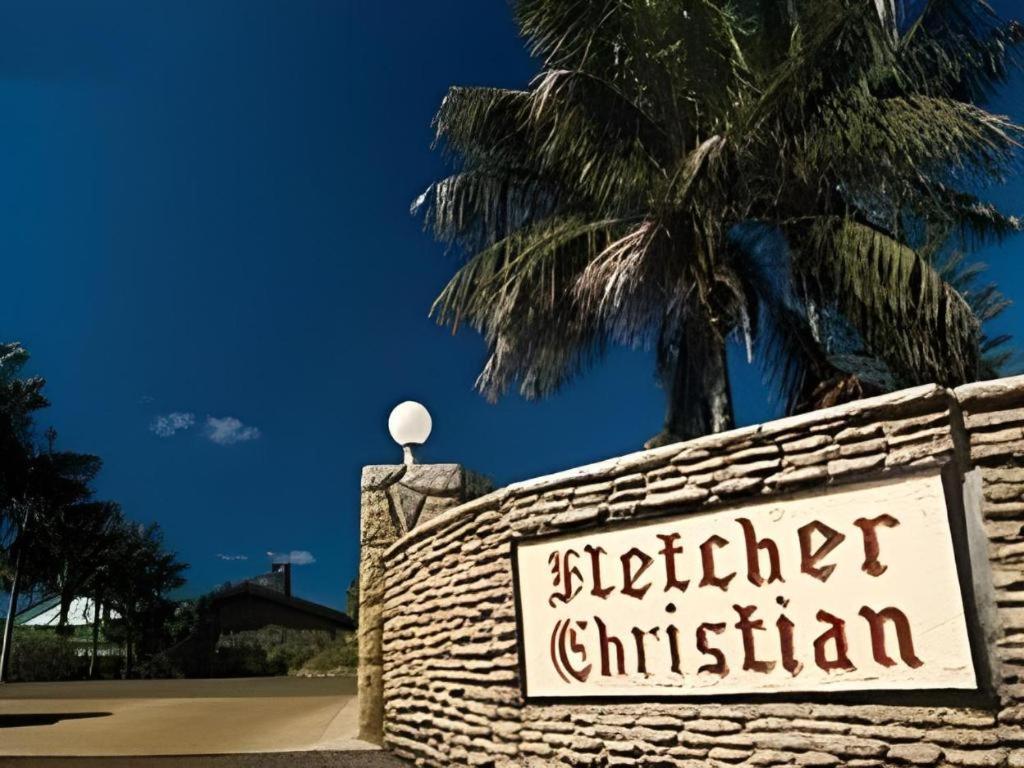 Fletcher Christian Holiday Hotel เบิร์นท์ไพน์ ภายนอก รูปภาพ
